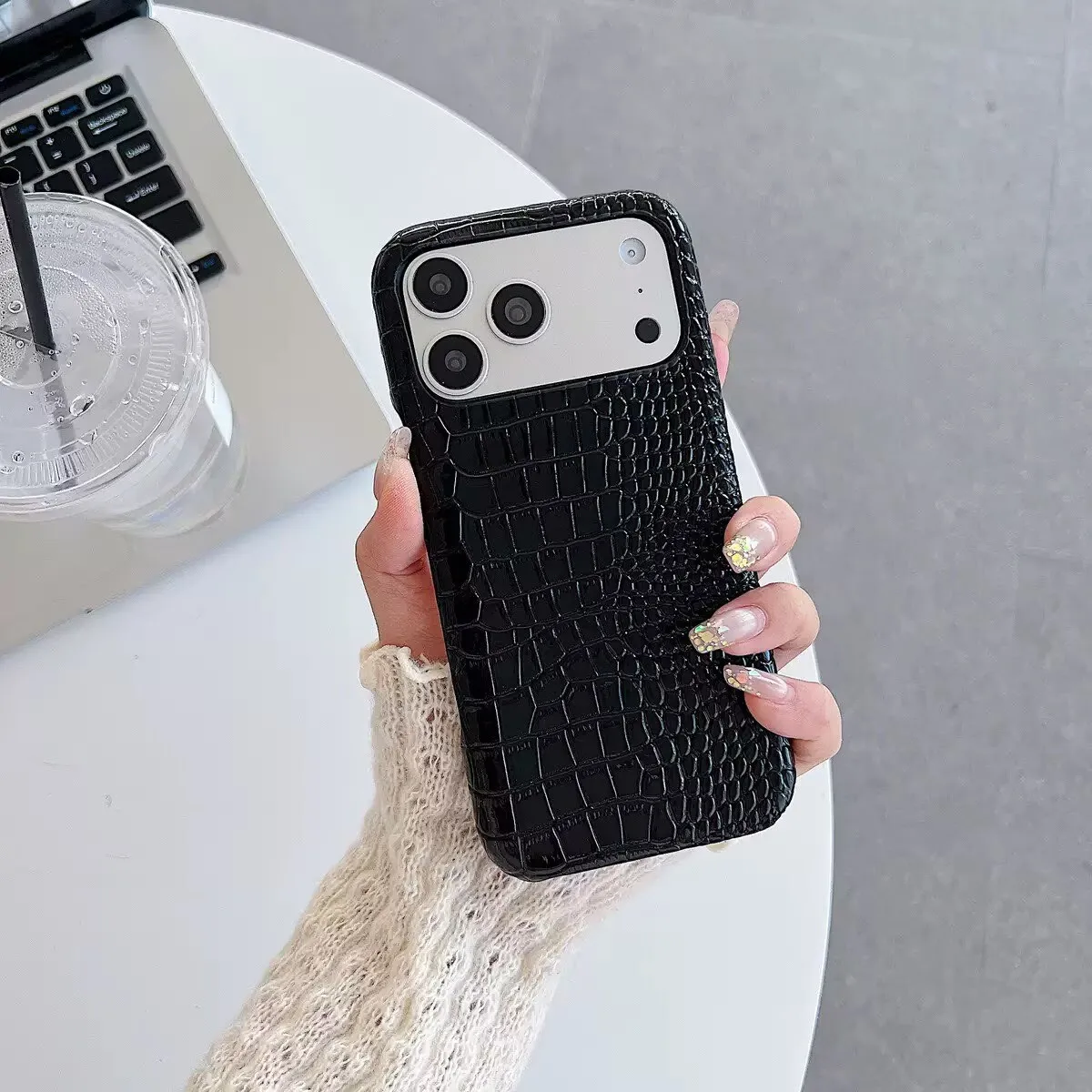 Funda de Cuero con Patrón de P - Phone Accessories Useful reseña y precio